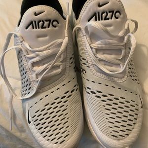 Nike AirMax 270 9.5